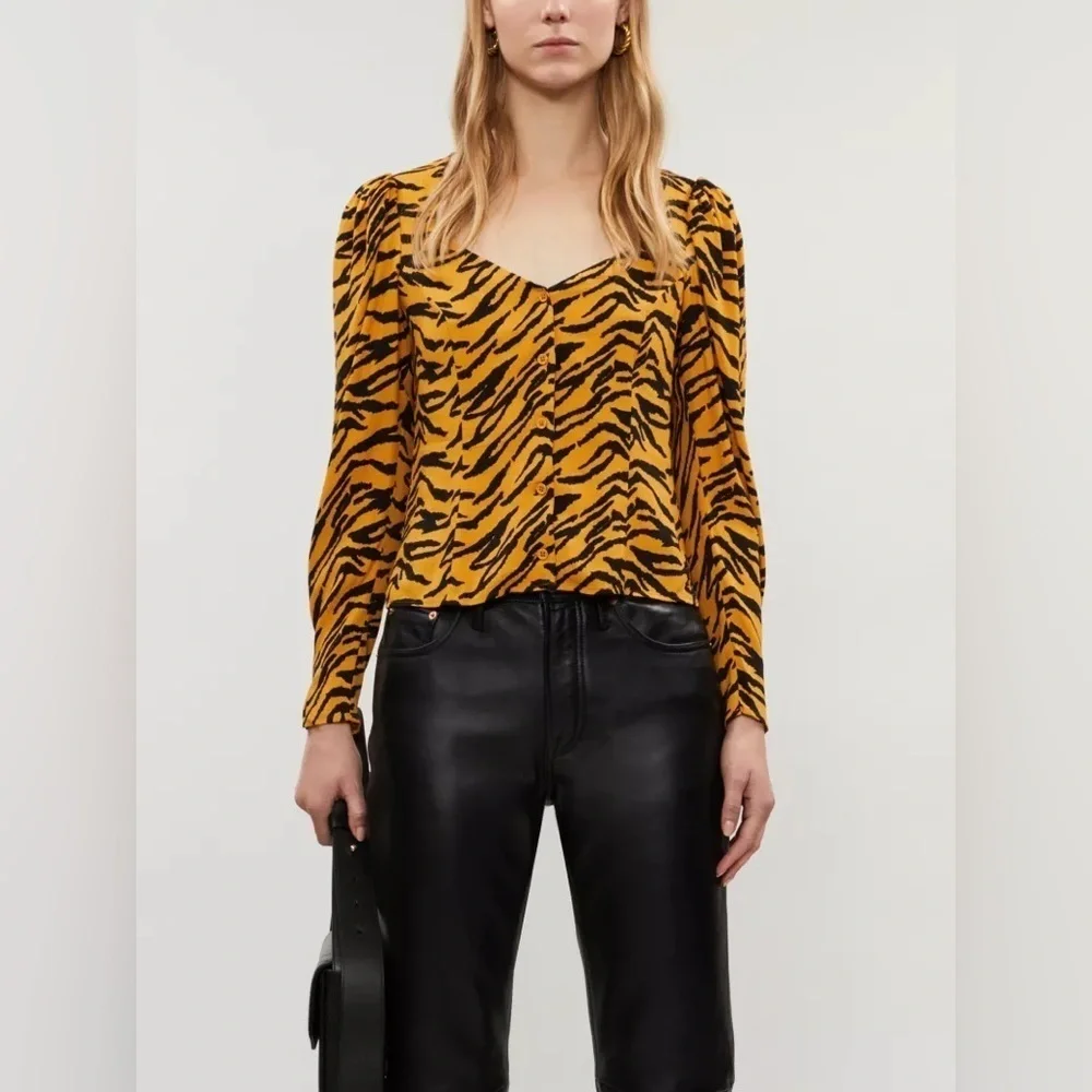Reformation Notta Tiger Print Crepe Blouse Size Small Button Up Puff Sleeves